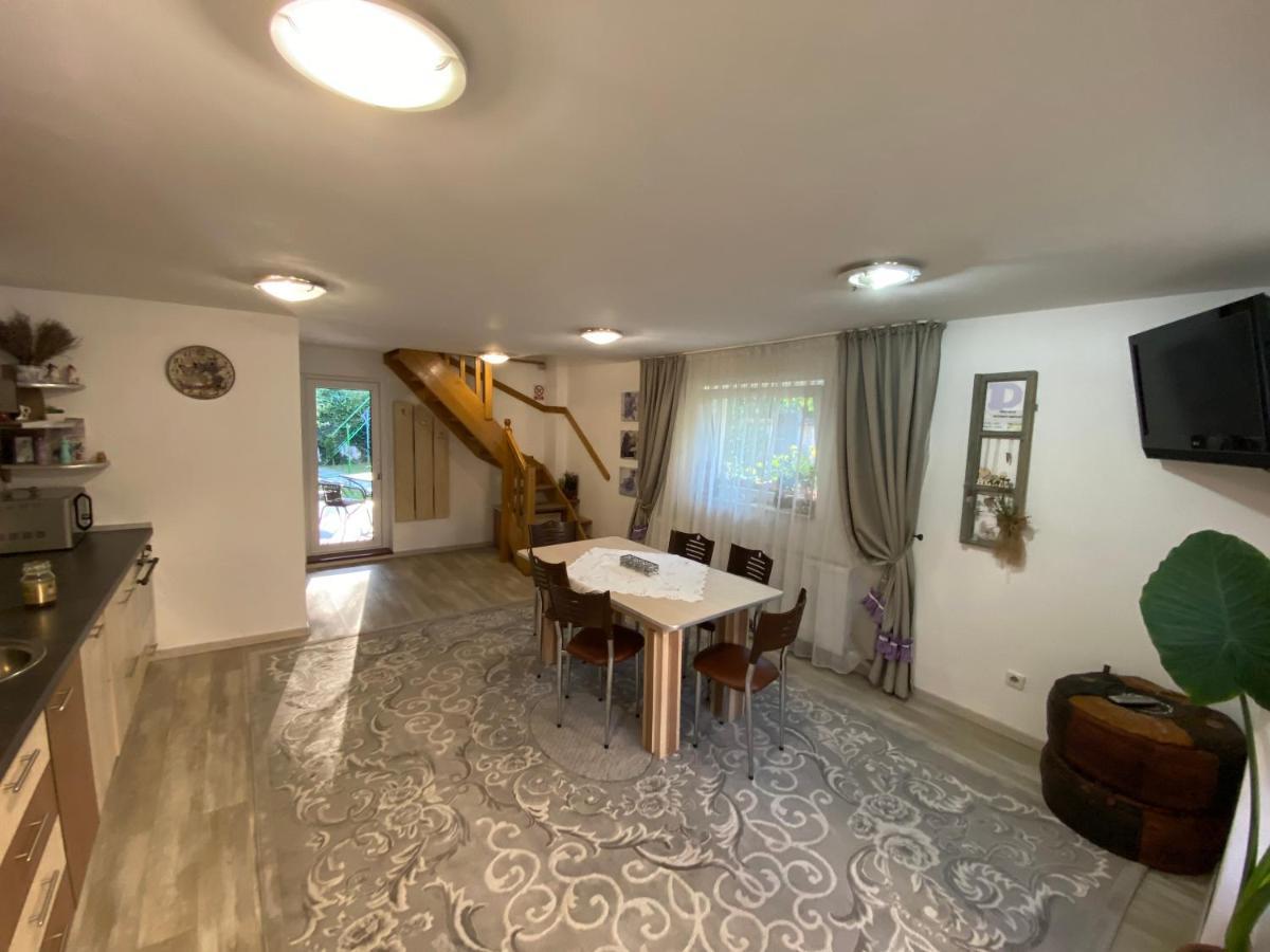 Casa Lucky Hotel Rîşnov Kültér fotó