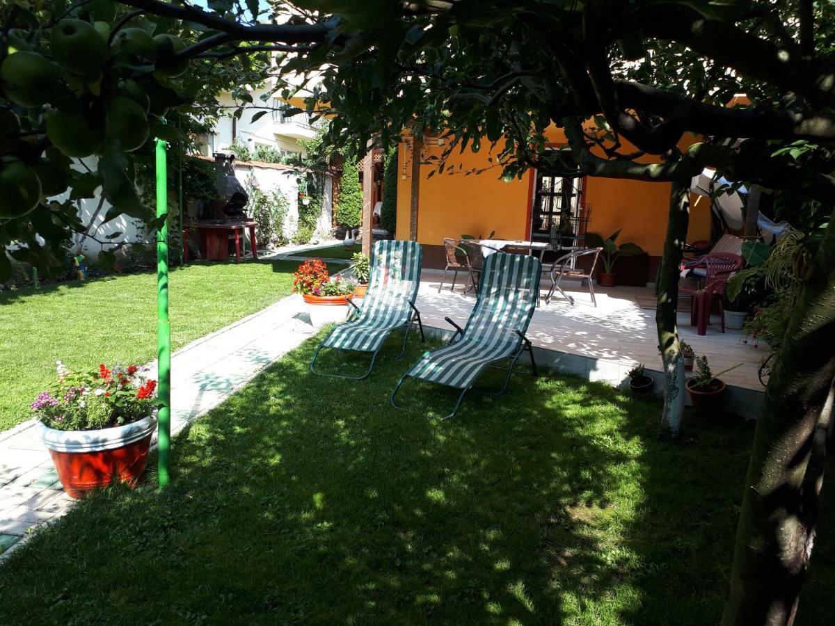 Casa Lucky Hotel Rîşnov Kültér fotó