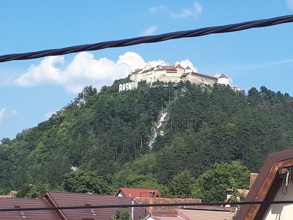 Casa Lucky Hotel Rîşnov Kültér fotó