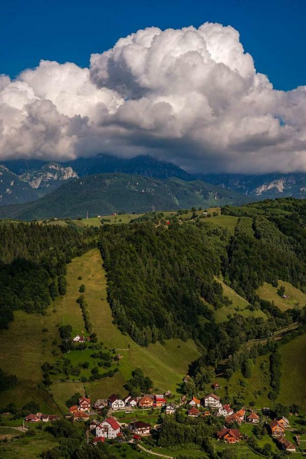 Casa Lucky Hotel Rîşnov Kültér fotó